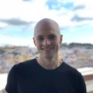 Meet your Posher, Adam